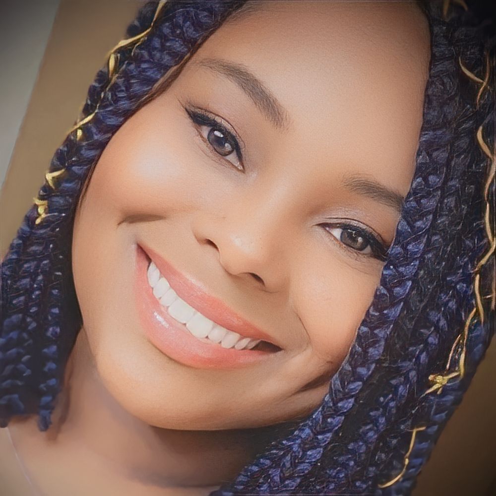 LaTanya C — Senior Tax Professional & Bookkeeper